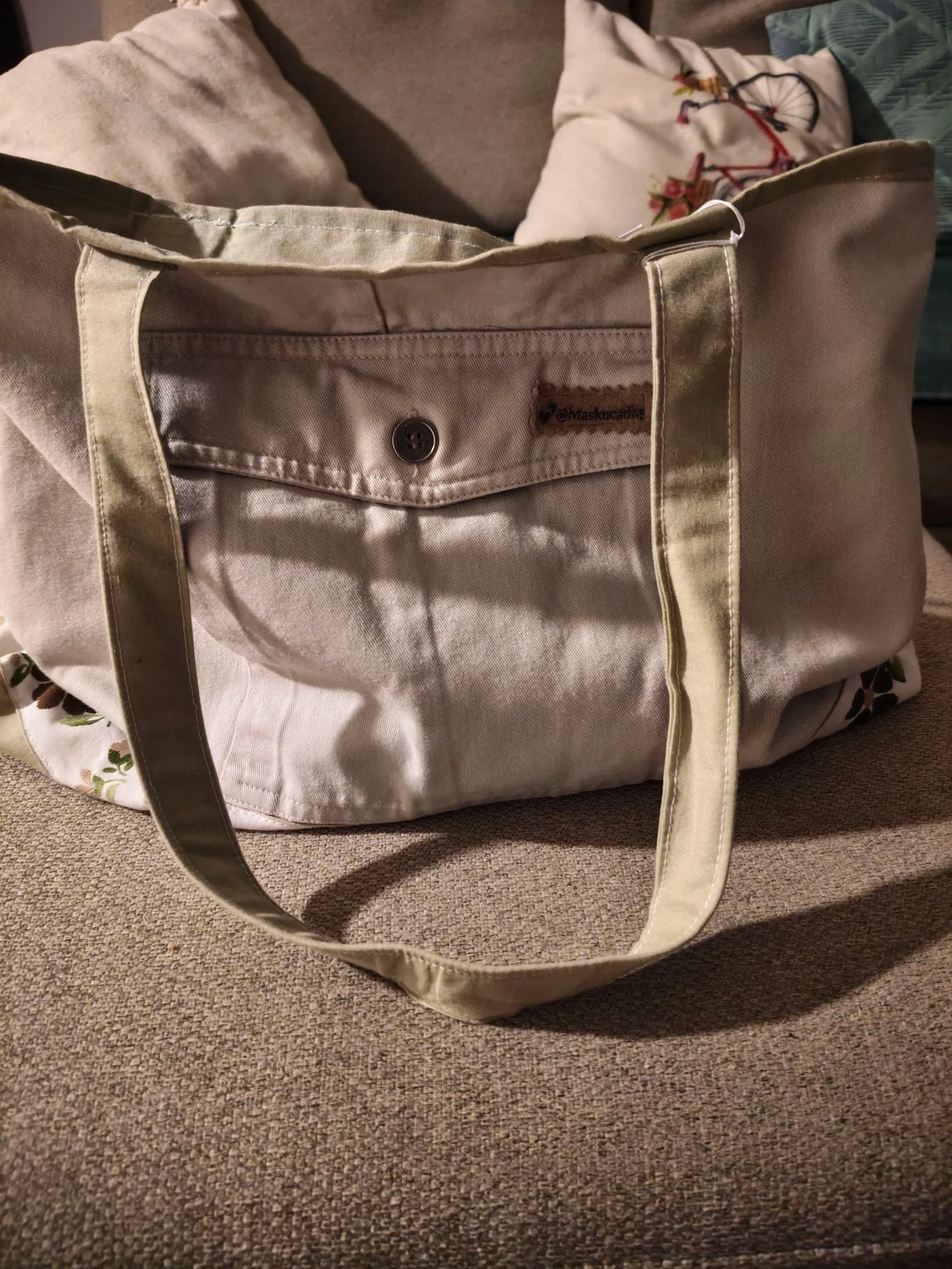 Maskucadas-Tote bag groen met bloemenprint en zakken met brede handvatten – photo 10